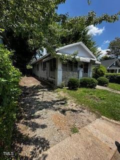 1305 E Jones St, Raleigh, NC 27610 - view of front of house