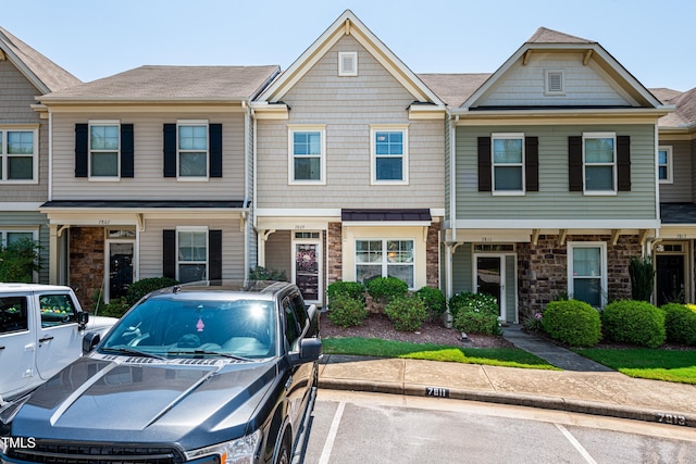 7809 Lillyhurst Dr, Raleigh, NC 27612 - photo 2