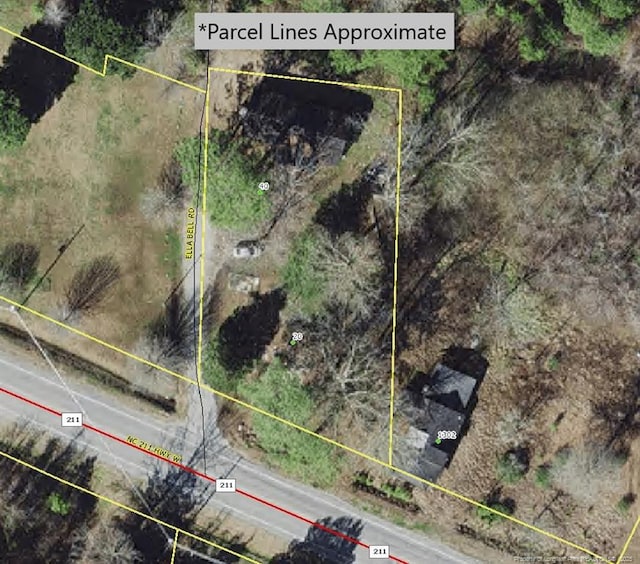 40 Ella Bell Rd, Clarkton, NC 28433 - aerial view of property's location featuring property boundaries highlighted