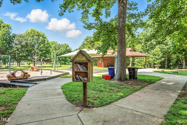 605 W Holt St, Mebane, NC 27302 - surrounding community with a gazebo