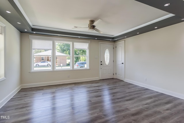 400 Minchew St SE, Wilson, NC 27893 - entryway featuring a tray ceiling, ceiling fan, wood finished floors, and recessed lighting