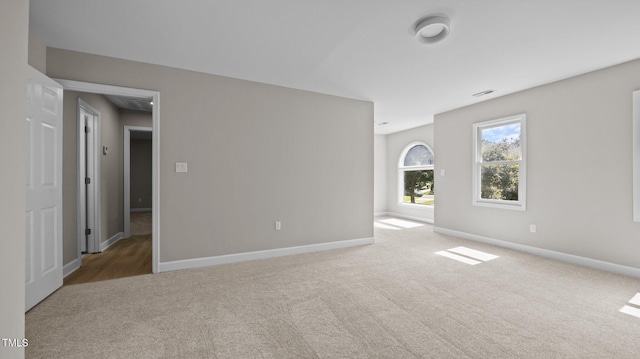 1524 Wedgewood Dr, Graham, NC 27253 - carpeted spare room with baseboards