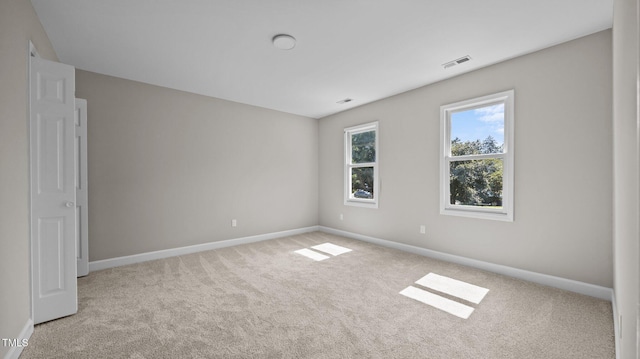 1524 Wedgewood Dr, Graham, NC 27253 - empty room featuring carpet and baseboards