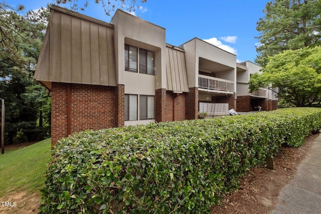 500 Umstead Dr Unit 103E, Chapel Hill, NC 27516 - view of building exterior