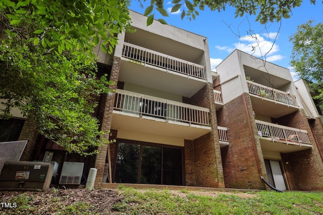 500 Umstead Dr Unit 103E, Chapel Hill, NC 27516 - view of building exterior