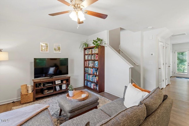 534 Hobkirks Pl, Durham, NC 27704 - living area with wood finished floors and ceiling fan