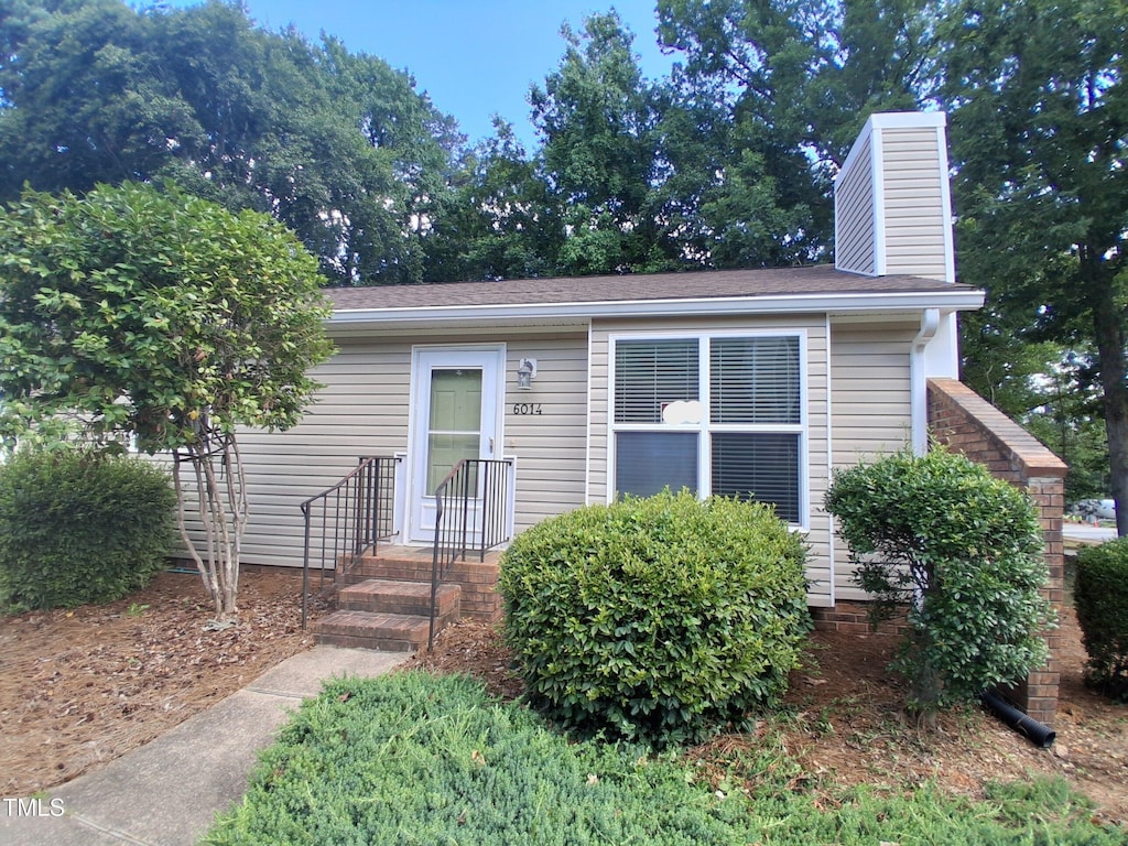 6014 Farm Gate Rd, Raleigh, NC 27606 - photo 1