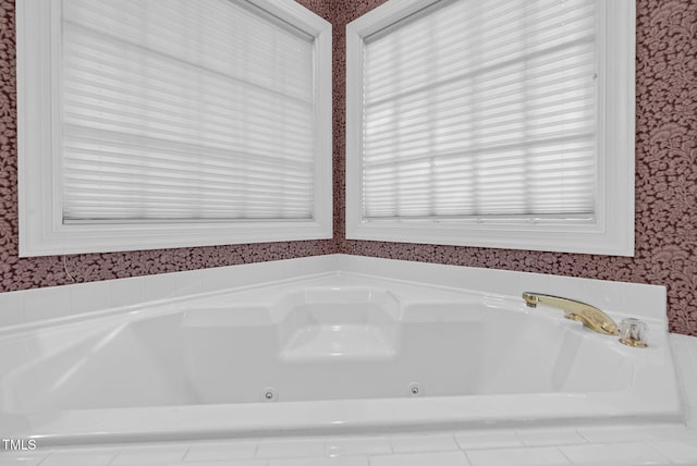 105 Bathgate Ln, Cary, NC 27513 - full bathroom with wallpapered walls and a jetted tub