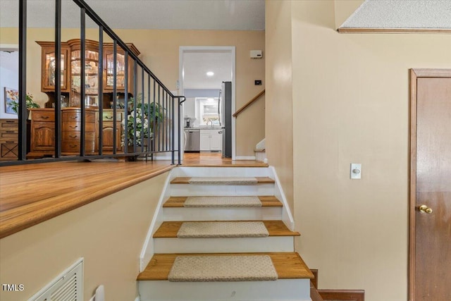 2020 Port Royal Rd, Raleigh, NC 27609 - photo 7
