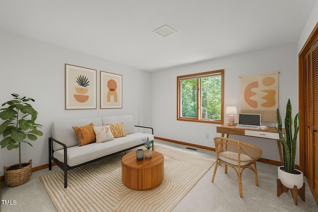 601 Wofford Rd, Durham, NC 27707 - living room with a desk and carpet