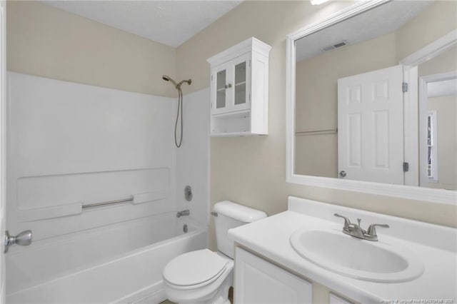 6324 Foxlake Dr, Fayetteville, NC 28314 - bathroom with vanity and bathing tub / shower combination