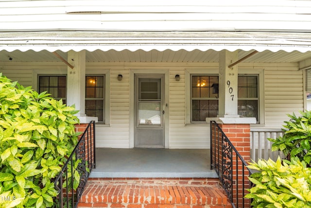 907 Morehead Ave, Durham, NC 27707 - property entrance with covered porch