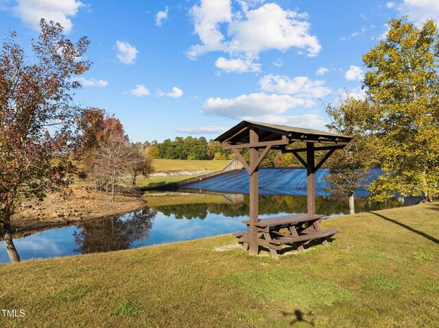 1221 Sagamore Dr, Louisburg, NC 27549 - water view