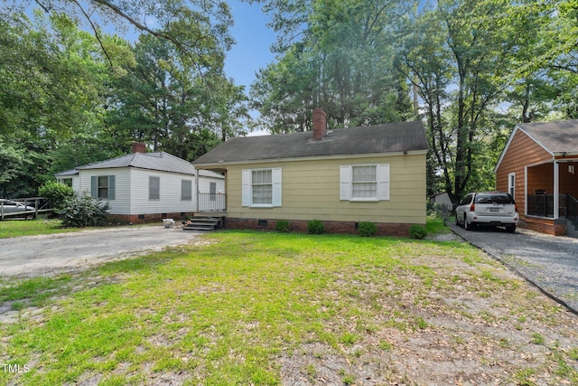 720 Spruce St, Laurinburg, NC 28352 - photo 1
