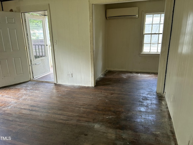 720 Spruce St, Laurinburg, NC 28352 - photo 11