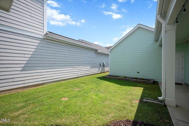 979 Branch Line Ln, Apex, NC 27502 - view of grassy yard
