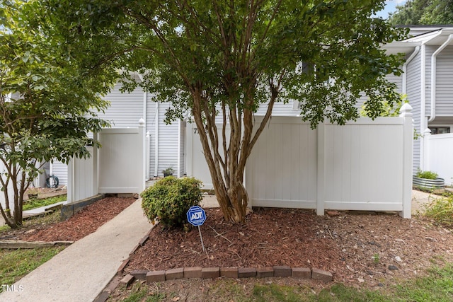 7159 Sandy Creek Dr, Raleigh, NC 27615 - photo 7