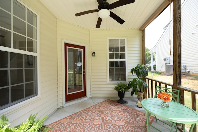 617 Woodson Dr, Clayton, NC 27527 - sunroom / solarium featuring a ceiling fan