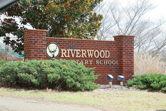 617 Woodson Dr, Clayton, NC 27527 - view of community sign