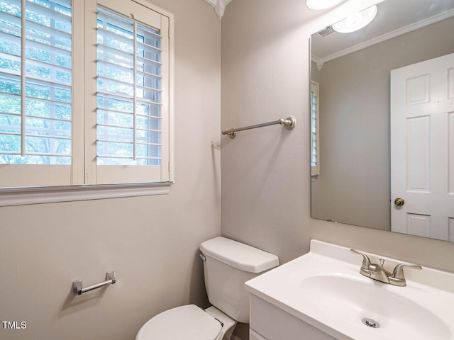 505 Commander Dr, Wendell, NC 27591 - bathroom featuring ornamental molding and vanity