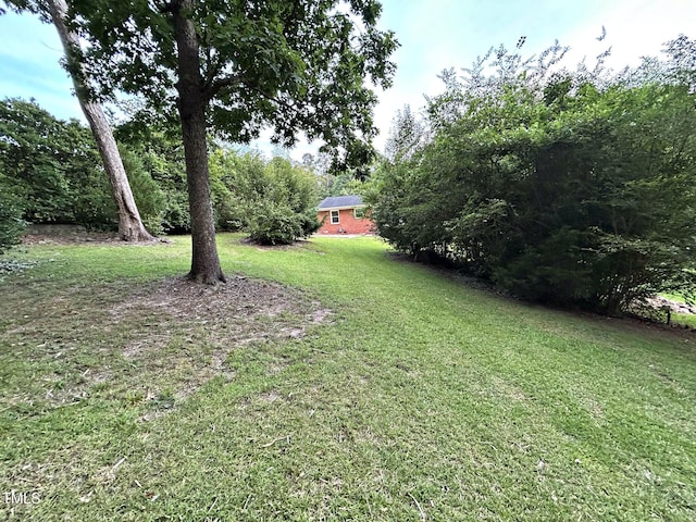 2331 Kennington Rd, Raleigh, NC 27610 - view of green lawn