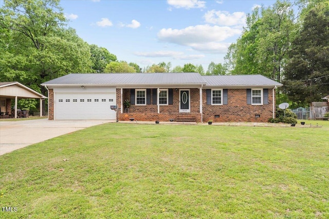 410 W Tenth St, Siler City, NC 27344 - single story home with driveway, a garage, crawl space, a front yard, and a metal roof