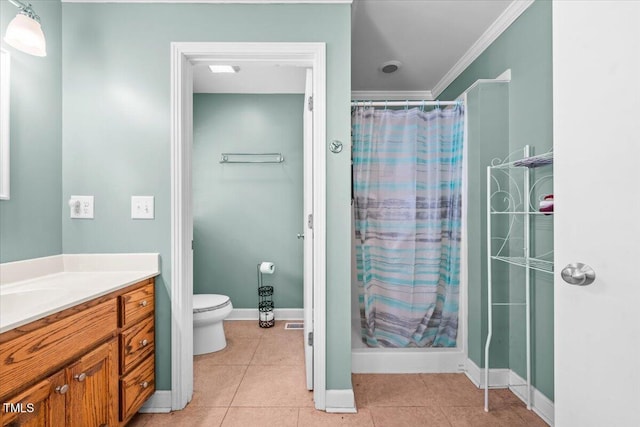 410 W Tenth St, Siler City, NC 27344 - full bathroom featuring a shower with curtain, vanity, tile patterned floors, and crown molding