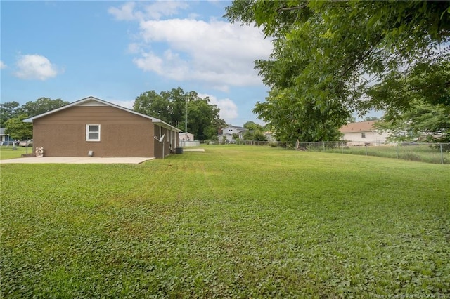 2408 Crabtree Ct, Fayetteville, NC 28304 - view of yard featuring a patio area