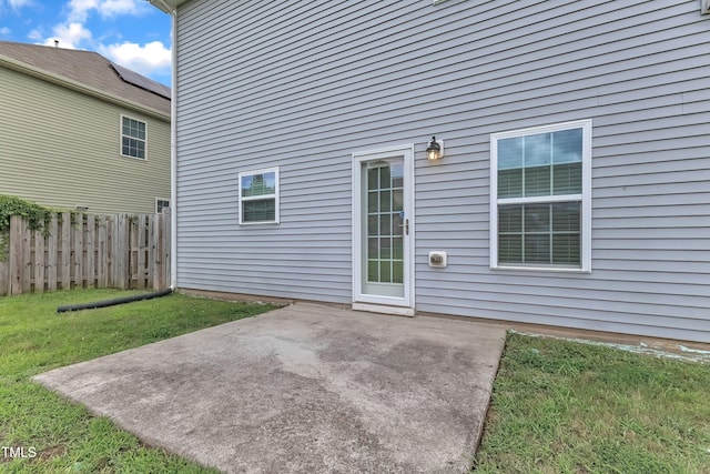 316 Vintage Holly Dr, Durham, NC 27703 - view of patio