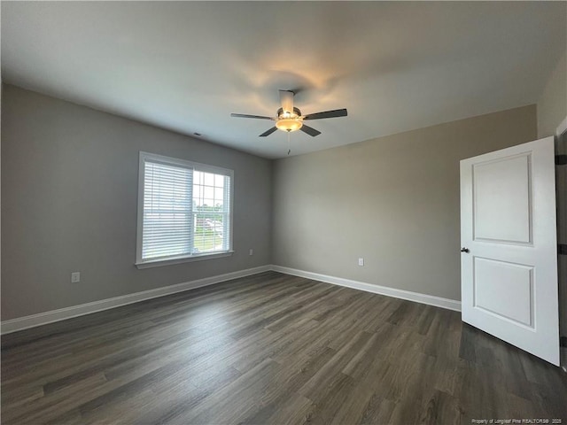 240 Gallery Dr Unit 303, Spring Lake, NC 28390 - photo 4