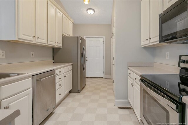 7058 Pitcairn Dr, Fayetteville, NC 28306 - photo 23