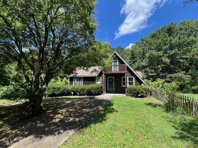 162 Black Horse Ln, Kittrell, NC 27544 - view of front facade with driveway