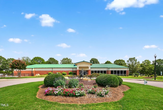 159 Forsyth Pkwy, Clayton, NC 27520 - view of property featuring curved driveway