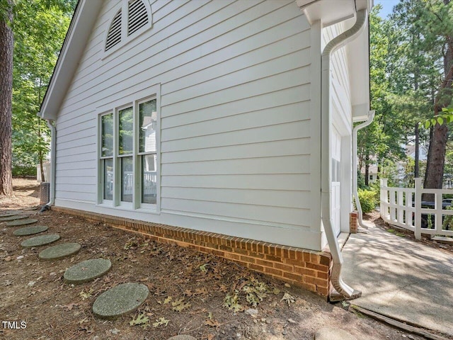 3811 Carnegie Ln, Raleigh, NC 27612 - view of side of property