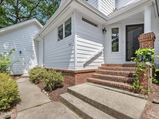 3811 Carnegie Ln, Raleigh, NC 27612 - property entrance