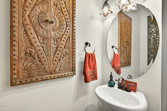 1806 Pattersons Mill Rd, Durham, NC 27703 - bathroom featuring a sink