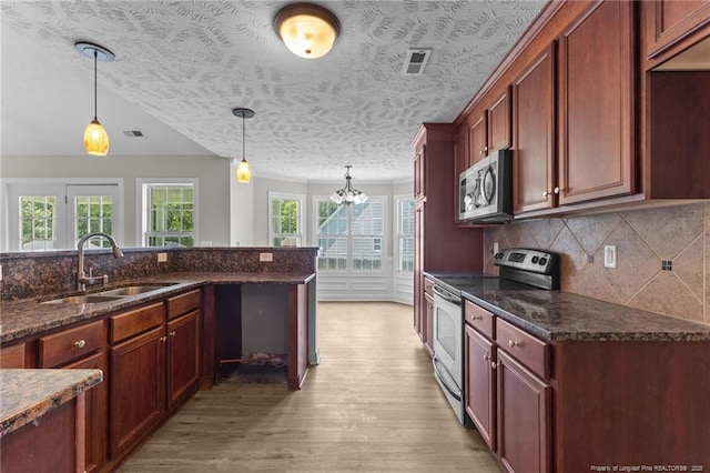 6065 Cornfield Ave, Fayetteville, NC 28314 - photo 13