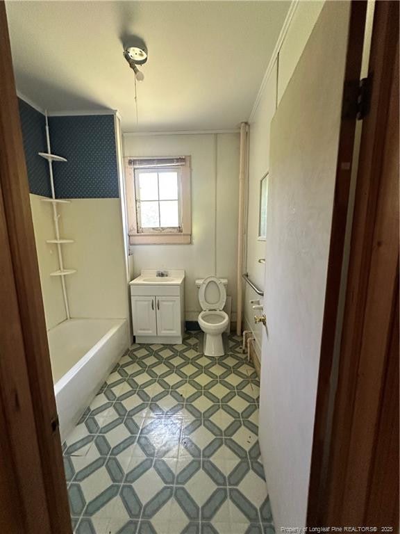 410 W K St, Erwin, NC 28339 - full bathroom featuring vanity, shower / bath combination, and crown molding