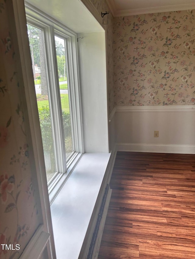 1800 Windsor Rd, Kinston, NC 28504 - unfurnished room featuring healthy amount of natural light, wallpapered walls, wood finished floors, and crown molding