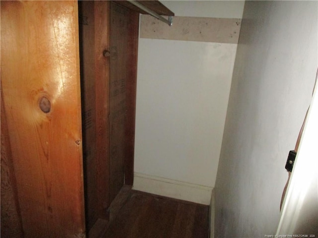 432 Rollingwood Cir, Fayetteville, NC 28305 - hallway with wood finished floors