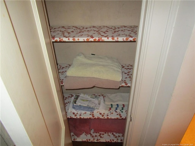 432 Rollingwood Cir, Fayetteville, NC 28305 - view of closet