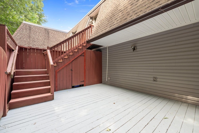 365 Summerwalk Cir, Chapel Hill, NC 27517 - deck with stairway