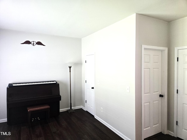 1126 Woodlands Creek Way, Apex, NC 27502 - photo 23