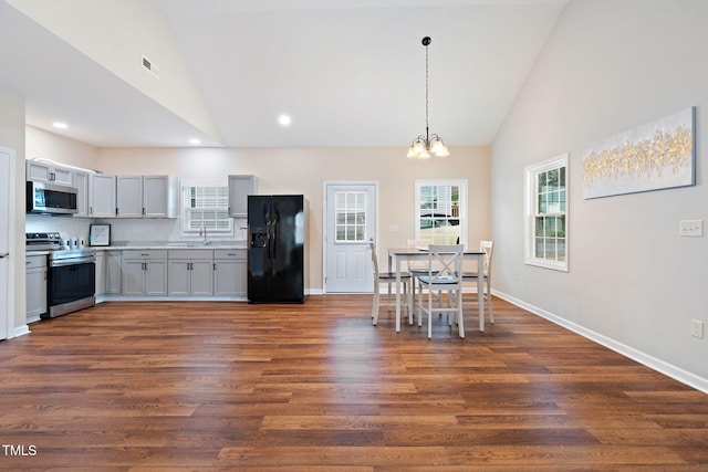 213 W Holt St, Burlington, NC 27217 - photo 11