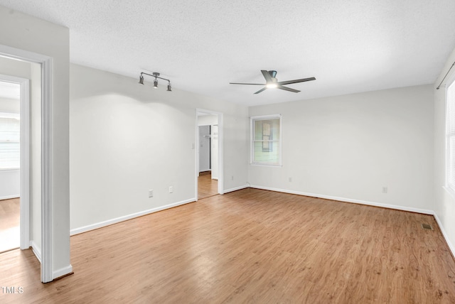 424 Shawnee Dr, Louisburg, NC 27549 - photo 7