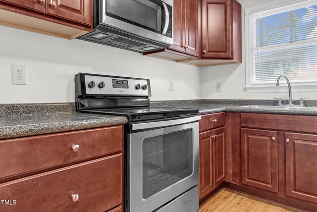 424 Shawnee Dr, Louisburg, NC 27549 - photo 15