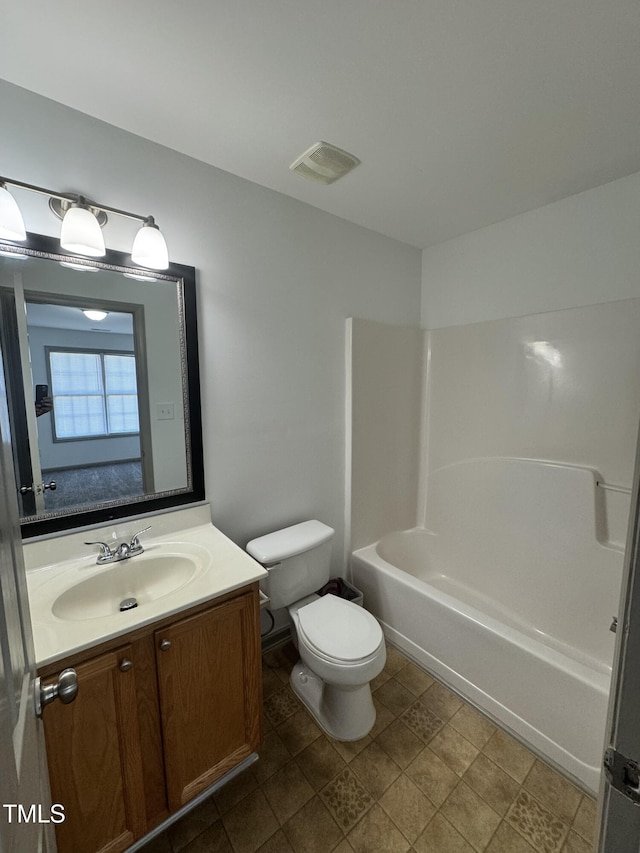 2907 S S Roxboro St, Durham, NC 27707 - bathroom featuring vanity and washtub / shower combination