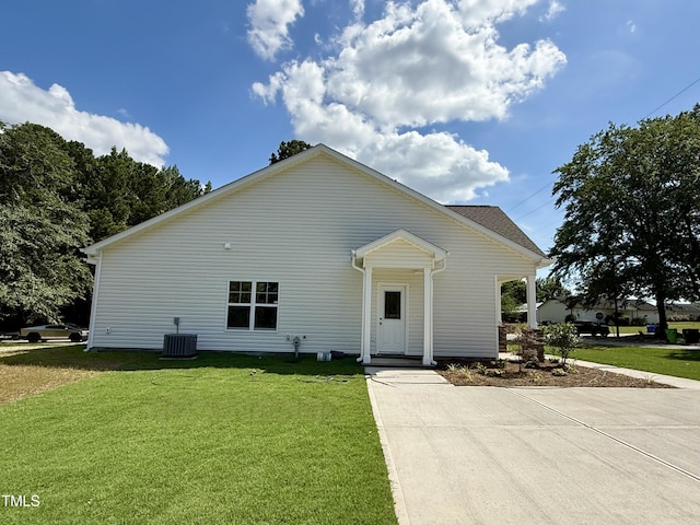 172 W Old Rd, Lillington, NC 27546 - photo 4