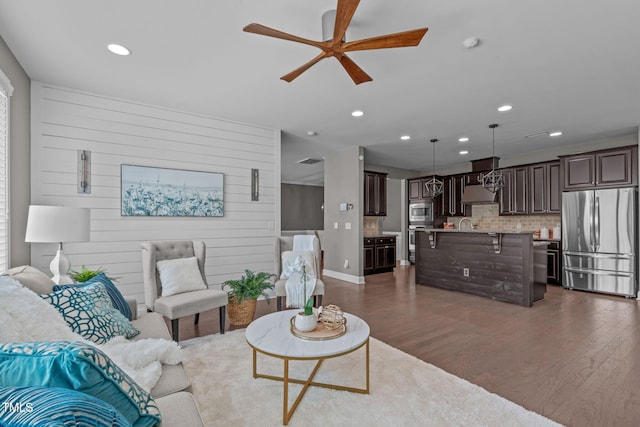113 Willow View Ln, Apex, NC 27539 - living area featuring a ceiling fan, dark wood-style flooring, and recessed lighting