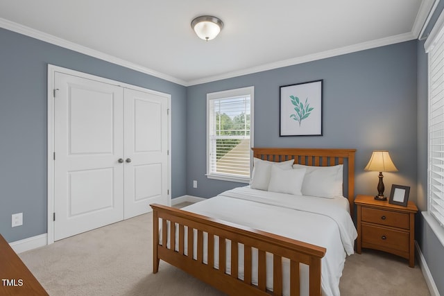 113 Willow View Ln, Apex, NC 27539 - carpeted bedroom featuring crown molding and a closet